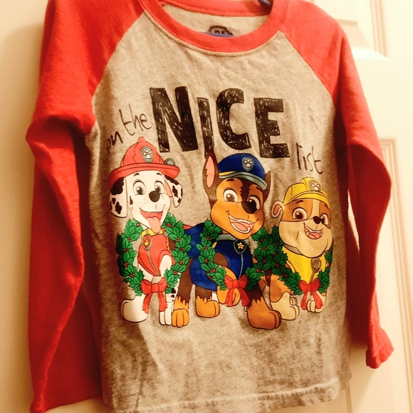 SOLD Paw Patrol Holiday Shirt,2T/3T - Picture 4 of 6